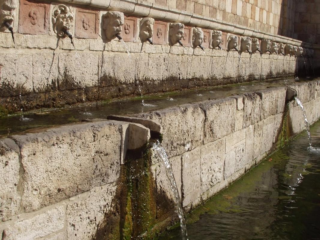 The eagle fountain panorama