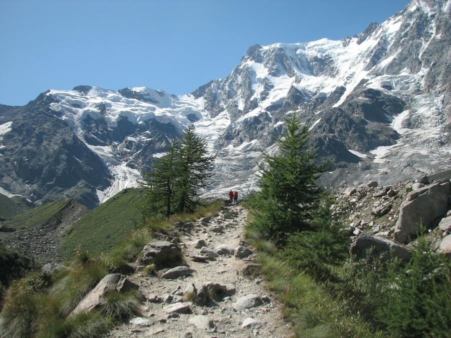 monte rosa italy trekking