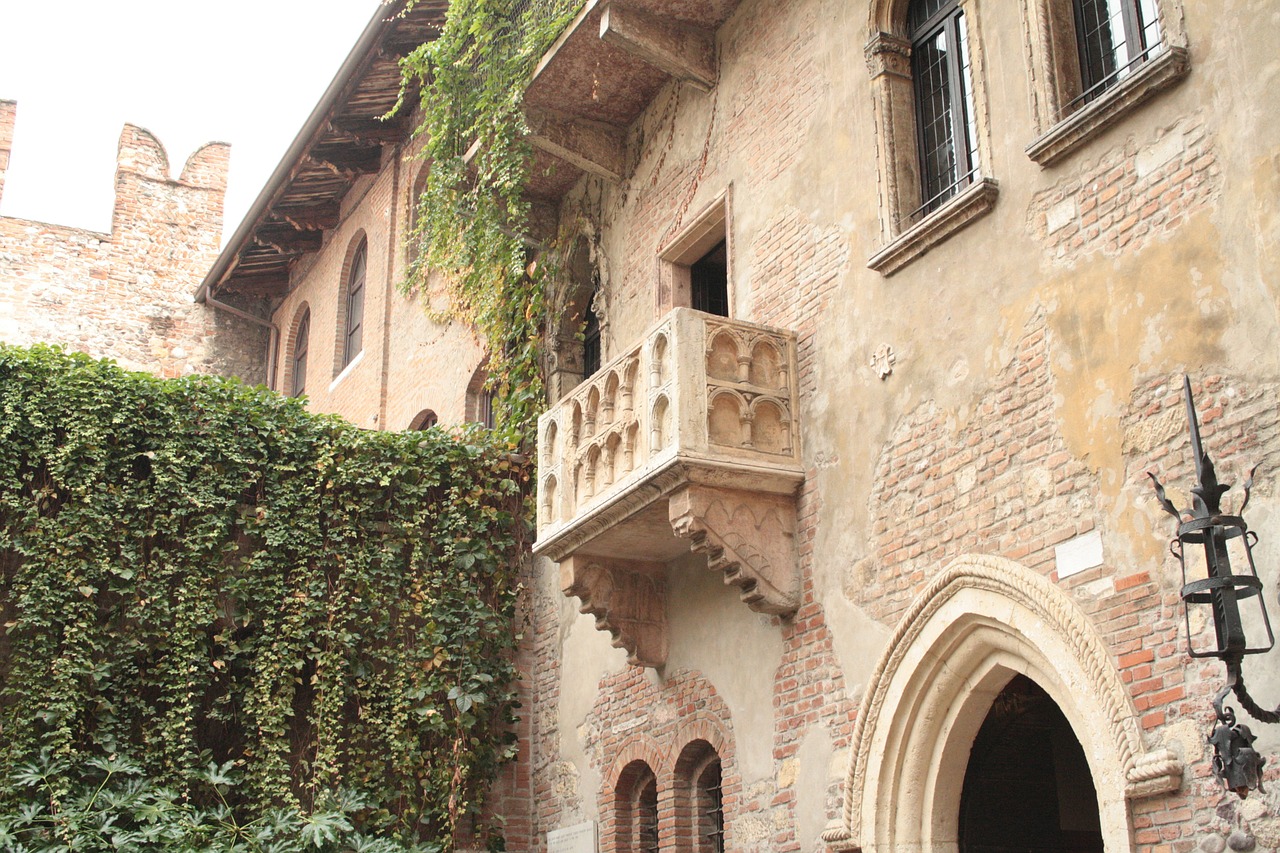 Verona Balcony Romeo Juliet