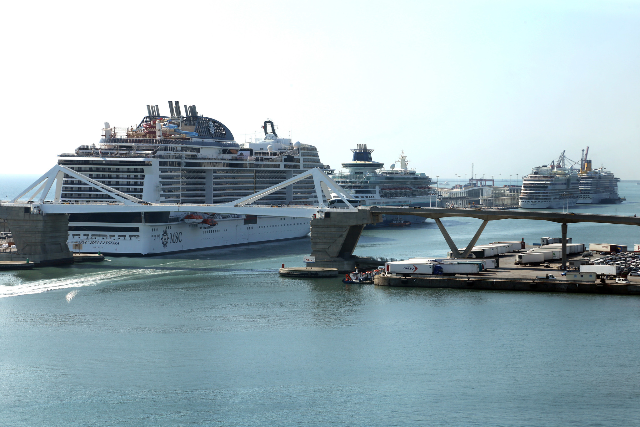 Cruises in the port of Barcelona.